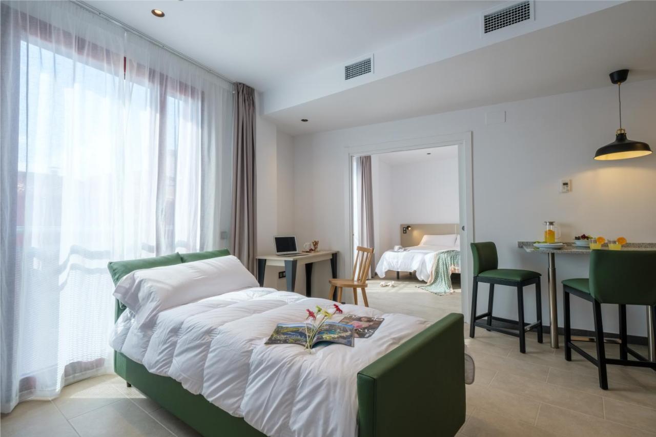 Tgna Reial 1 Apartment ตาร์ราโกนา ภายนอก รูปภาพ